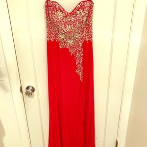 Red Prom dress